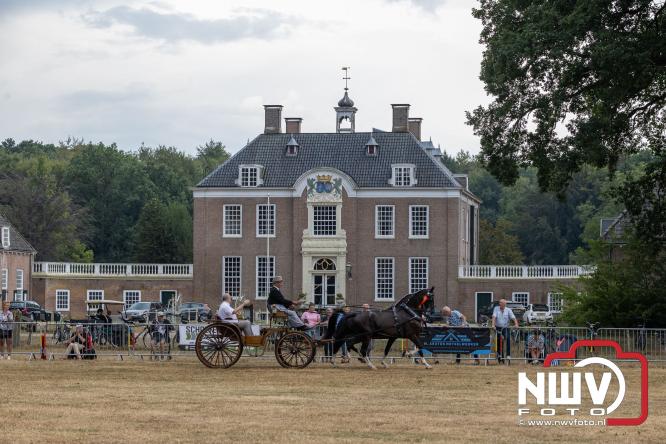 Landgoed Zwaluwenburg 't Harde vormt decor voor Fokdag en Concours van Warmbloedpaarden fokvereniging Oldebroek e.o. - &copy; NWVFoto.nl
