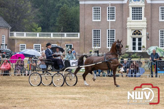 Landgoed Zwaluwenburg 't Harde vormt decor voor Fokdag en Concours van Warmbloedpaarden fokvereniging Oldebroek e.o. - &copy; NWVFoto.nl