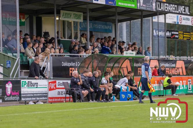 In de strijd om de Veluwe Cup moest OWIOS dinsdagavond zijn meerdere erkennen in SV ’t Harde. De wedstrijd eindigde in een nipte 0-1 nederlaag voor OWIOS. - &copy; NWVFoto.nl