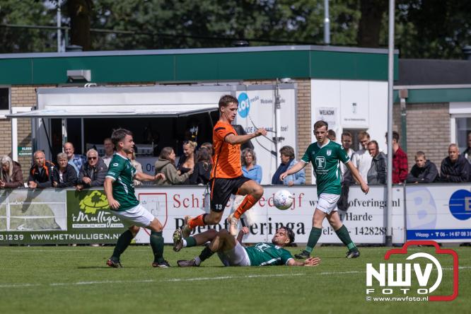 SV ’t Harde was in de VeluweCup 2026 duidelijk de sterkste tegen DSV’61. Met een overtuigende 3-0 overwinning trok ’t Harde de wedstrijd naar zich toe. - &copy; NWVFoto.nl