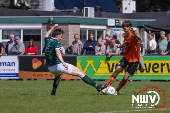 SV ’t Harde was in de VeluweCup 2026 duidelijk de sterkste tegen DSV’61. Met een overtuigende 3-0 overwinning trok ’t Harde de wedstrijd naar zich toe. - &copy; NWVFoto.nl