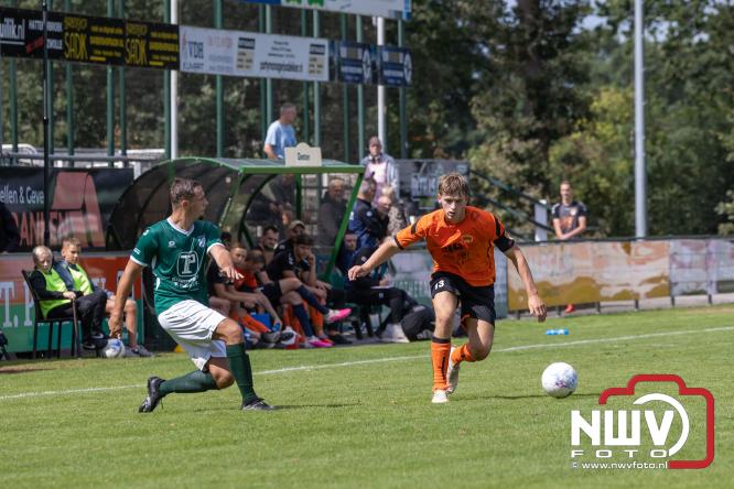 SV ’t Harde was in de VeluweCup 2026 duidelijk de sterkste tegen DSV’61. Met een overtuigende 3-0 overwinning trok ’t Harde de wedstrijd naar zich toe. - &copy; NWVFoto.nl