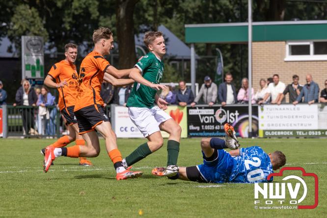 SV ’t Harde was in de VeluweCup 2026 duidelijk de sterkste tegen DSV’61. Met een overtuigende 3-0 overwinning trok ’t Harde de wedstrijd naar zich toe. - &copy; NWVFoto.nl