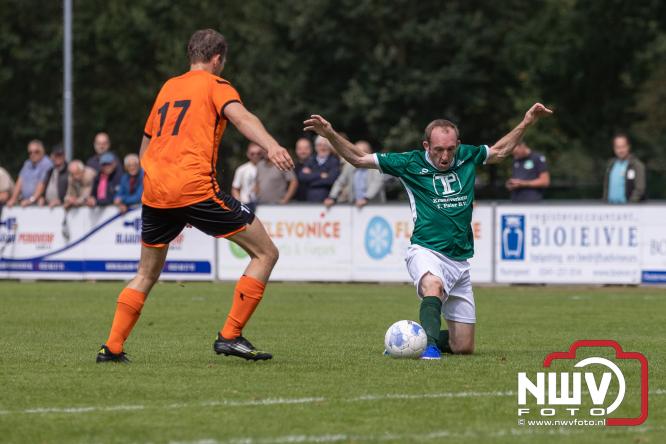 SV ’t Harde was in de VeluweCup 2026 duidelijk de sterkste tegen DSV’61. Met een overtuigende 3-0 overwinning trok ’t Harde de wedstrijd naar zich toe. - &copy; NWVFoto.nl
