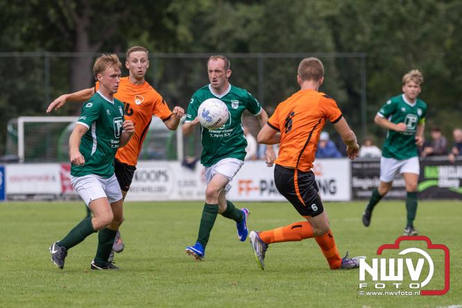 SV ’t Harde was in de VeluweCup 2026 duidelijk de sterkste tegen DSV’61. Met een overtuigende 3-0 overwinning trok ’t Harde de wedstrijd naar zich toe. - &copy; NWVFoto.nl