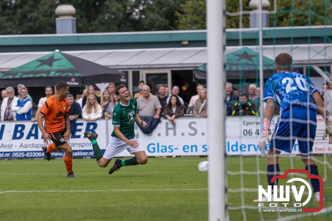 SV ’t Harde was in de VeluweCup 2026 duidelijk de sterkste tegen DSV’61. Met een overtuigende 3-0 overwinning trok ’t Harde de wedstrijd naar zich toe. - &copy; NWVFoto.nl