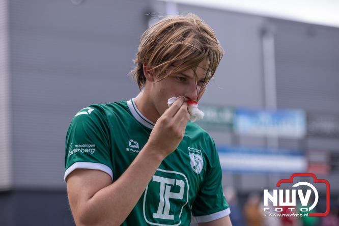SV ’t Harde was in de VeluweCup 2026 duidelijk de sterkste tegen DSV’61. Met een overtuigende 3-0 overwinning trok ’t Harde de wedstrijd naar zich toe. - &copy; NWVFoto.nl