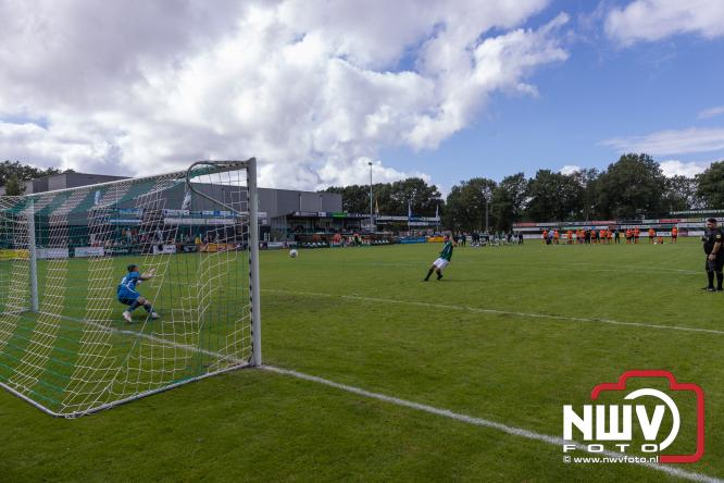 SV ’t Harde was in de VeluweCup 2026 duidelijk de sterkste tegen DSV’61. Met een overtuigende 3-0 overwinning trok ’t Harde de wedstrijd naar zich toe. - &copy; NWVFoto.nl