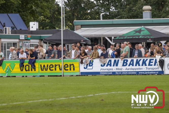 Een gelijkspel was naar 90 min de stand bij Owios tegen Esc in de VeluweCup, vanaf de 11 meter werd het 3-2. - &copy; NWVFoto.nl