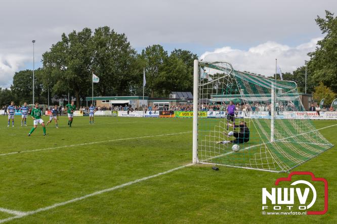 Een gelijkspel was naar 90 min de stand bij Owios tegen Esc in de VeluweCup, vanaf de 11 meter werd het 3-2. - &copy; NWVFoto.nl
