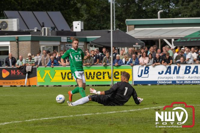 Een gelijkspel was naar 90 min de stand bij Owios tegen Esc in de VeluweCup, vanaf de 11 meter werd het 3-2. - &copy; NWVFoto.nl