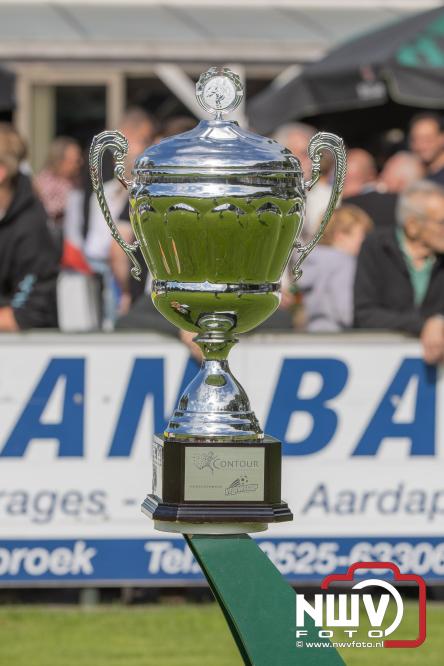Een gelijkspel was naar 90 min de stand bij Owios tegen Esc in de VeluweCup, vanaf de 11 meter werd het 3-2. - &copy; NWVFoto.nl