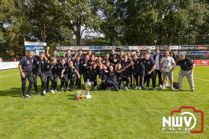 Een gelijkspel was naar 90 min de stand bij Owios tegen Esc in de VeluweCup, vanaf de 11 meter werd het 3-2. - &copy; NWVFoto.nl