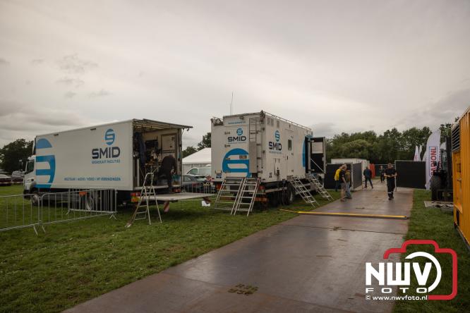 Een zee van muziek en gezelligheid tijdens het Mega Piraten Festijn in Oldebroek. - &copy; NWVFoto.nl