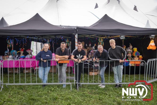 Een zee van muziek en gezelligheid tijdens het Mega Piraten Festijn in Oldebroek. - &copy; NWVFoto.nl