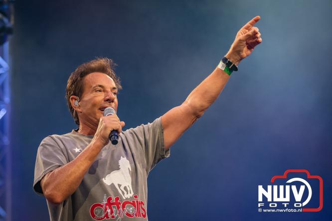 Een zee van muziek en gezelligheid tijdens het Mega Piraten Festijn in Oldebroek. - &copy; NWVFoto.nl