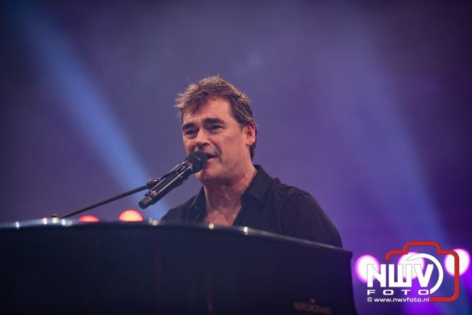 Een zee van muziek en gezelligheid tijdens het Mega Piraten Festijn in Oldebroek. - &copy; NWVFoto.nl