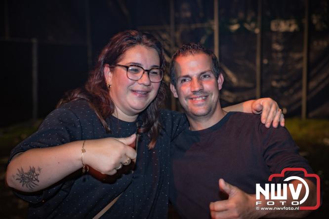 Een zee van muziek en gezelligheid tijdens het Mega Piraten Festijn in Oldebroek. - &copy; NWVFoto.nl