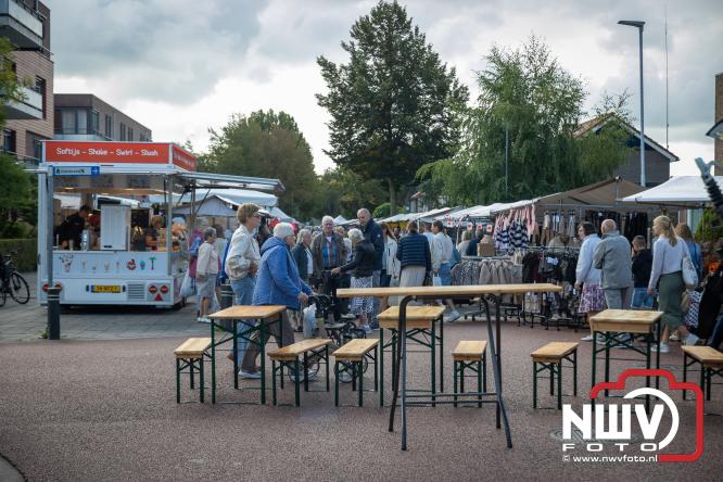 Traditie en gezelligheid komen samen tijdens de Schapenmarkt in Oldebroek. - &copy; NWVFoto.nl