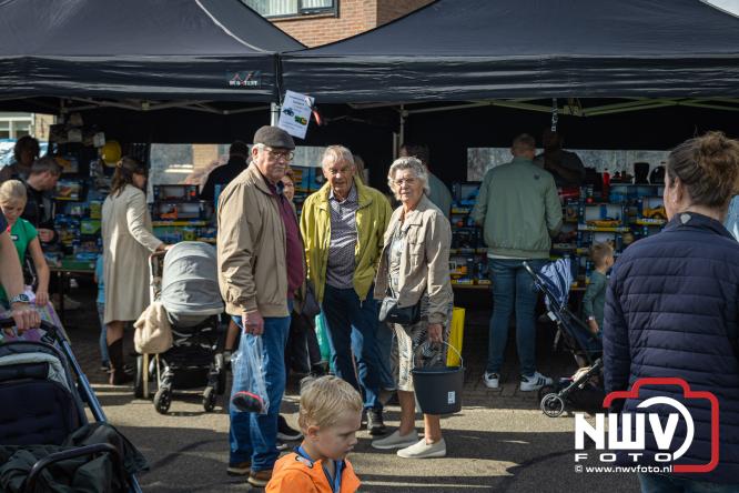 Traditie en gezelligheid komen samen tijdens de Schapenmarkt in Oldebroek. - &copy; NWVFoto.nl