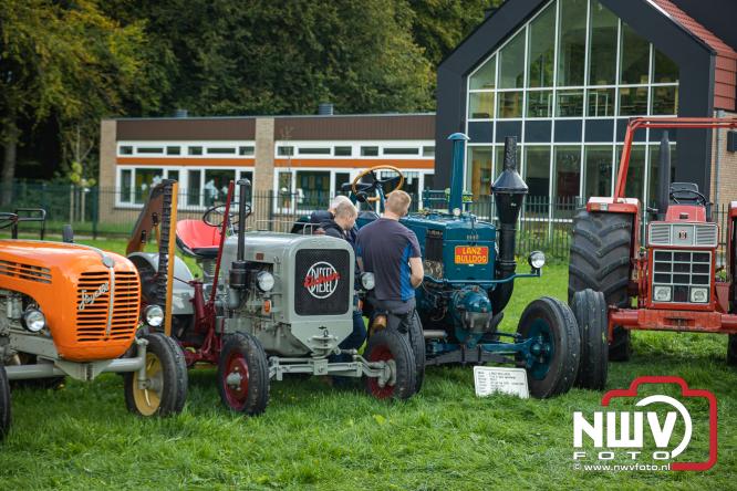 Traditie en gezelligheid komen samen tijdens de Schapenmarkt in Oldebroek. - &copy; NWVFoto.nl