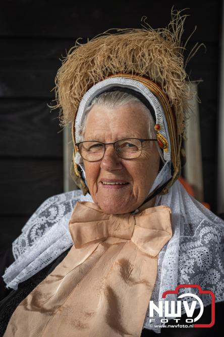 Traditie en gezelligheid komen samen tijdens de Schapenmarkt in Oldebroek. - &copy; NWVFoto.nl