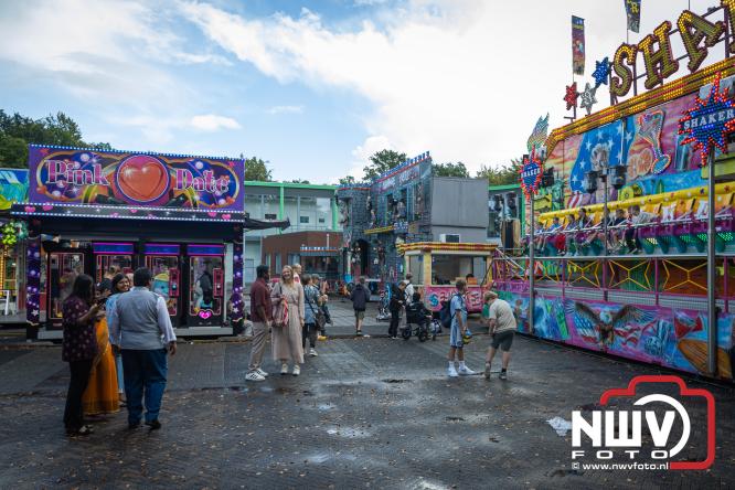Traditie en gezelligheid komen samen tijdens de Schapenmarkt in Oldebroek. - &copy; NWVFoto.nl
