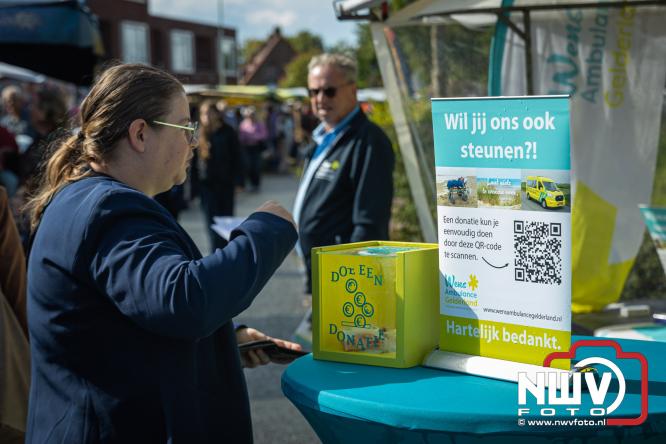 Traditie en gezelligheid komen samen tijdens de Schapenmarkt in Oldebroek. - &copy; NWVFoto.nl