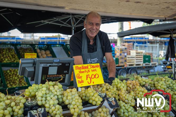 Traditie en gezelligheid komen samen tijdens de Schapenmarkt in Oldebroek. - &copy; NWVFoto.nl