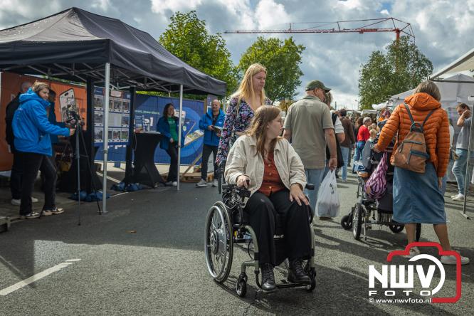 Traditie en gezelligheid komen samen tijdens de Schapenmarkt in Oldebroek. - &copy; NWVFoto.nl