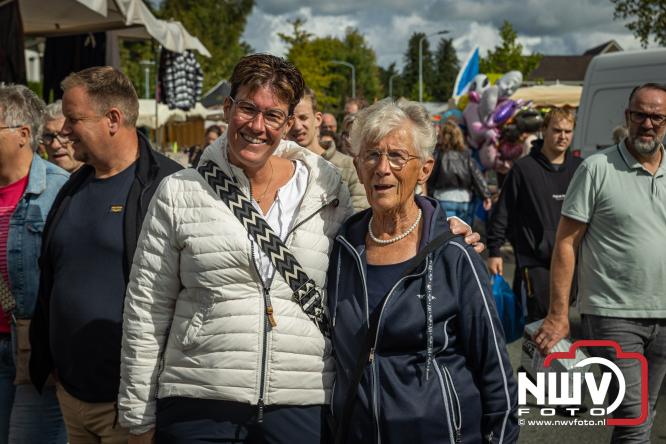 Traditie en gezelligheid komen samen tijdens de Schapenmarkt in Oldebroek. - &copy; NWVFoto.nl