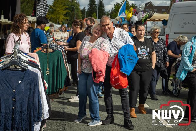 Traditie en gezelligheid komen samen tijdens de Schapenmarkt in Oldebroek. - &copy; NWVFoto.nl