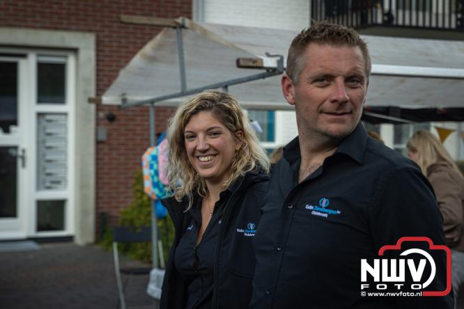 Traditie en gezelligheid komen samen tijdens de Schapenmarkt in Oldebroek. - &copy; NWVFoto.nl