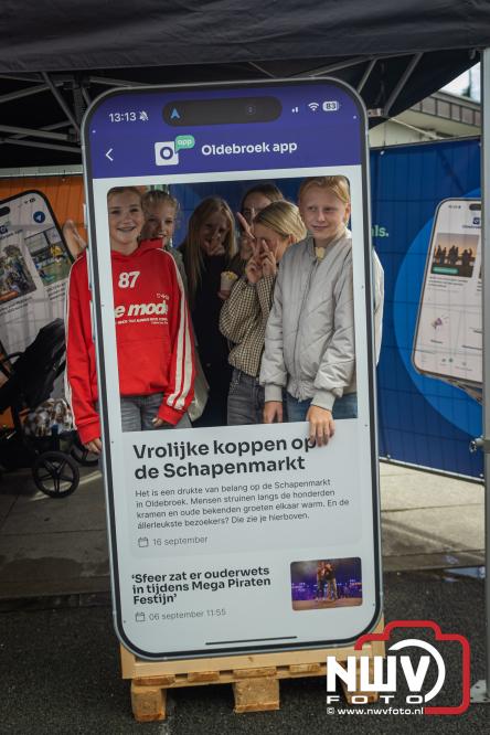 Traditie en gezelligheid komen samen tijdens de Schapenmarkt in Oldebroek. - &copy; NWVFoto.nl