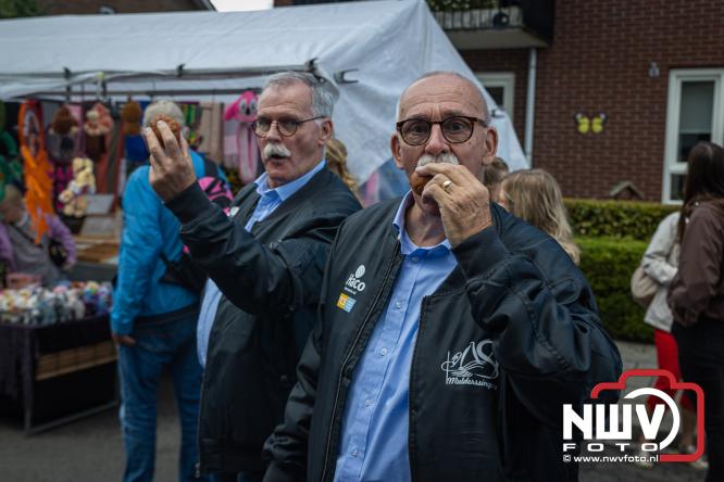 Traditie en gezelligheid komen samen tijdens de Schapenmarkt in Oldebroek. - &copy; NWVFoto.nl
