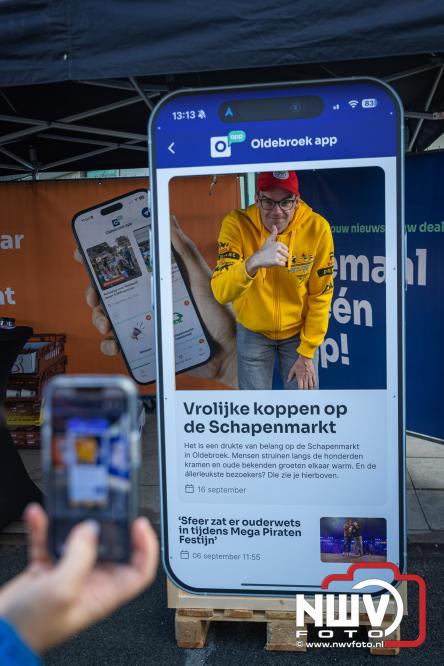 Traditie en gezelligheid komen samen tijdens de Schapenmarkt in Oldebroek. - &copy; NWVFoto.nl