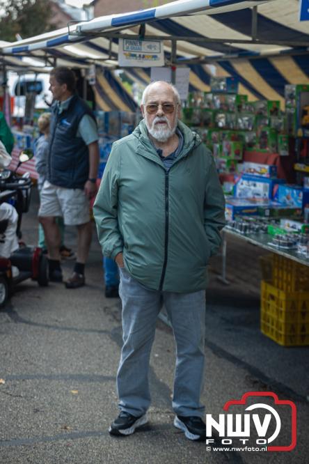 Traditie en gezelligheid komen samen tijdens de Schapenmarkt in Oldebroek. - &copy; NWVFoto.nl