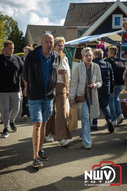 Traditie en gezelligheid komen samen tijdens de Schapenmarkt in Oldebroek. - &copy; NWVFoto.nl