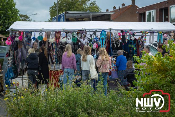 Traditie en gezelligheid komen samen tijdens de Schapenmarkt in Oldebroek. - &copy; NWVFoto.nl