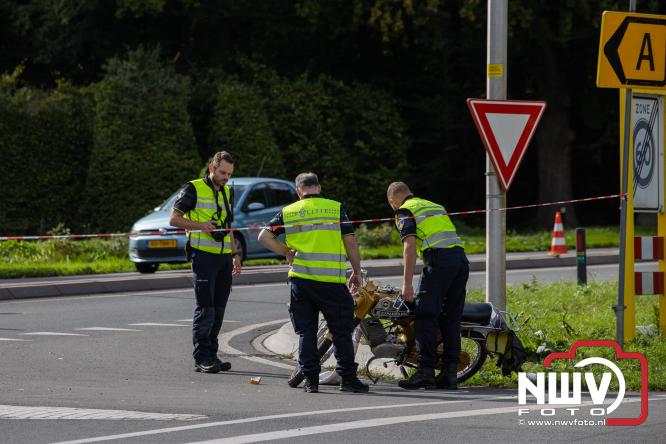 Bromfietser zwaargewond bij ongeval oversteekplaats Oost Ravenweg, Tongerenseweg N309, Koekenbergweg Epe. - &copy; NWVFoto.nl