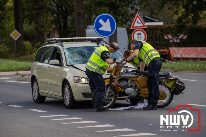 Bromfietser zwaargewond bij ongeval oversteekplaats Oost Ravenweg, Tongerenseweg N309, Koekenbergweg Epe. - &copy; NWVFoto.nl