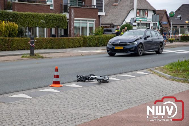 VOA onderzoek ongeval persoon op zebrapad Zuiderzeestraatweg Doornspijk. - &copy; NWVFoto.nl