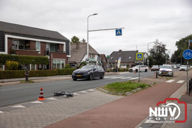 VOA onderzoek ongeval persoon op zebrapad Zuiderzeestraatweg Doornspijk. - &copy; NWVFoto.nl