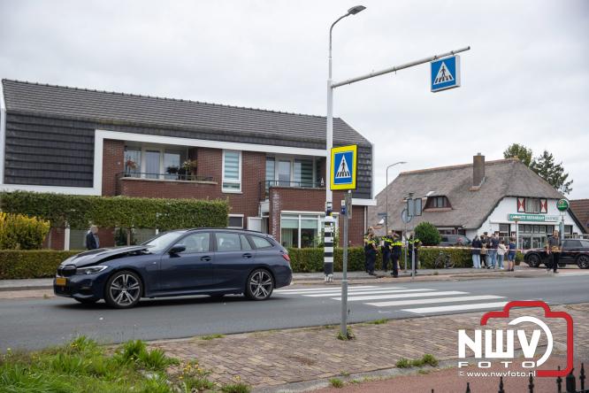 VOA onderzoek ongeval persoon op zebrapad Zuiderzeestraatweg Doornspijk. - &copy; NWVFoto.nl