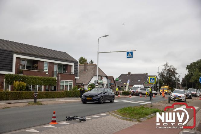 VOA onderzoek ongeval persoon op zebrapad Zuiderzeestraatweg Doornspijk. - &copy; NWVFoto.nl