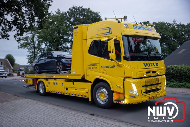 VOA onderzoek ongeval persoon op zebrapad Zuiderzeestraatweg Doornspijk. - &copy; NWVFoto.nl