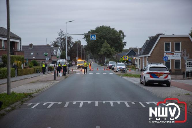 VOA onderzoek ongeval persoon op zebrapad Zuiderzeestraatweg Doornspijk. - &copy; NWVFoto.nl