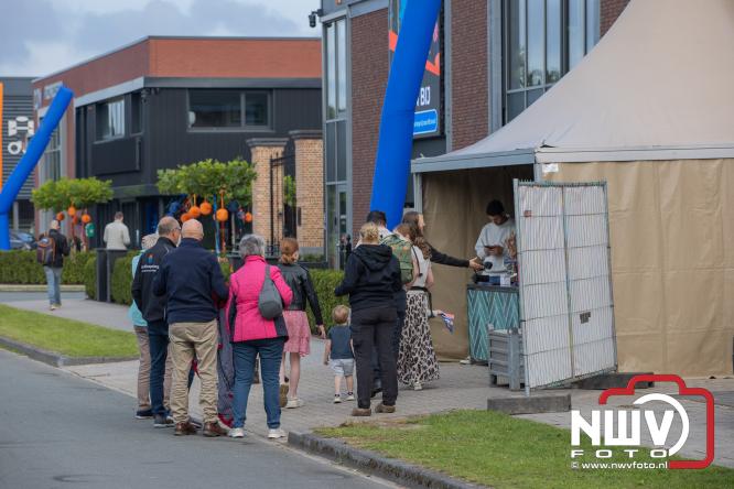 Van Klompenburg Hekwerk & Beveiliging laat vakmanschap zien tijdens open dag in Elburg. - &copy; NWVFoto.nl