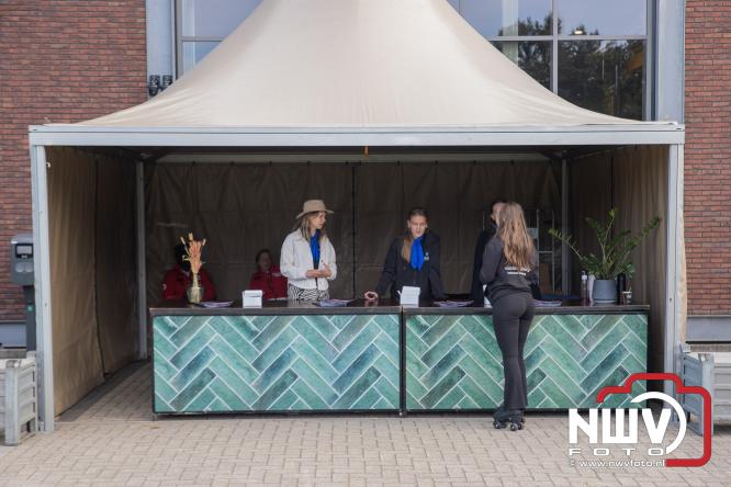 Van Klompenburg Hekwerk & Beveiliging laat vakmanschap zien tijdens open dag in Elburg. - &copy; NWVFoto.nl