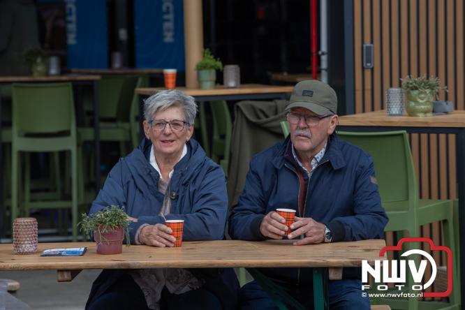Van Klompenburg Hekwerk & Beveiliging laat vakmanschap zien tijdens open dag in Elburg. - &copy; NWVFoto.nl
